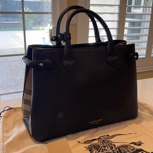 House check Derby Leather Medium Tote black